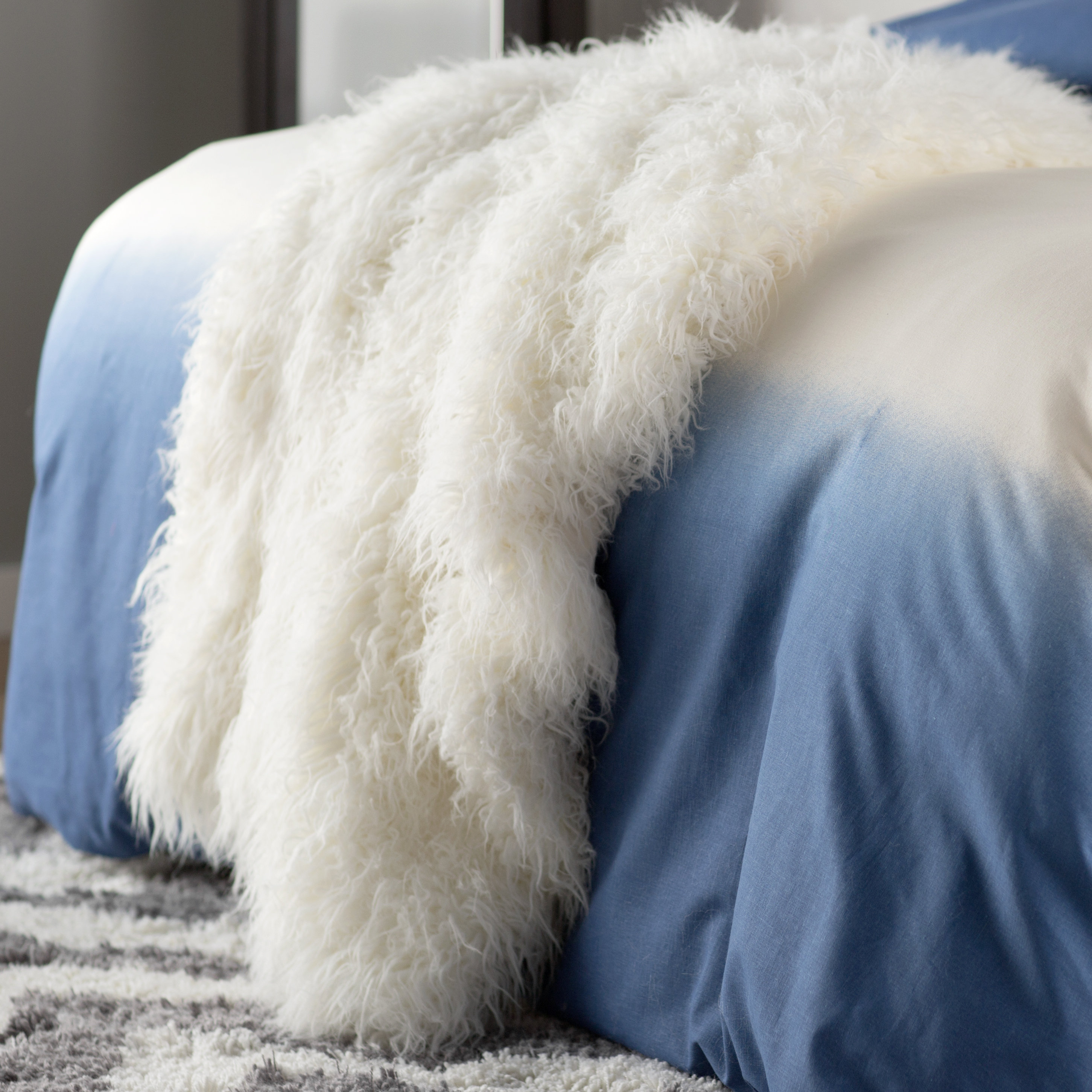 Mercury Row Sheepskin Faux Fur Throw for Sheep Fur Blanket
166kxo Mercury Row Sheepskin Faux Fur Throw for Sheep Fur Blanket
166kxo